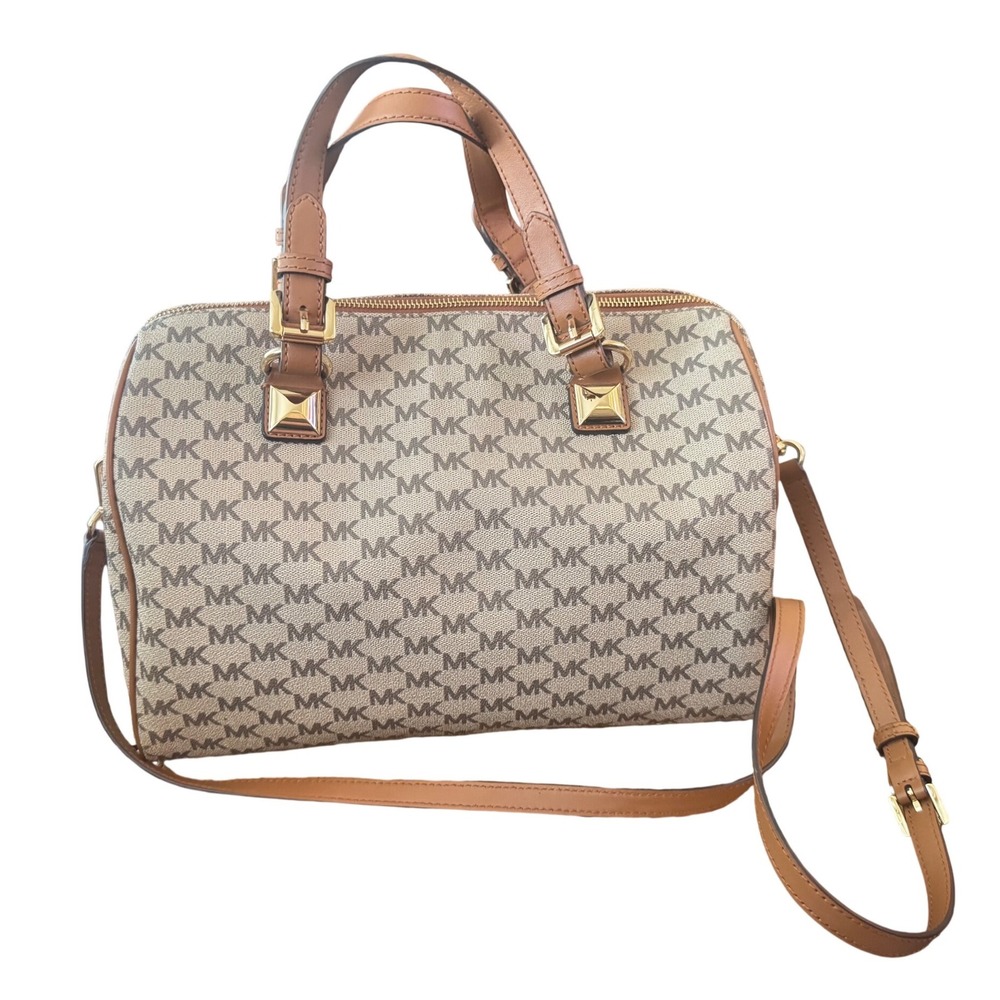 Michael Kors Grayson Monogram Satchel 38F8XGYS3V Tan Vanilla EUC
Medium 2018